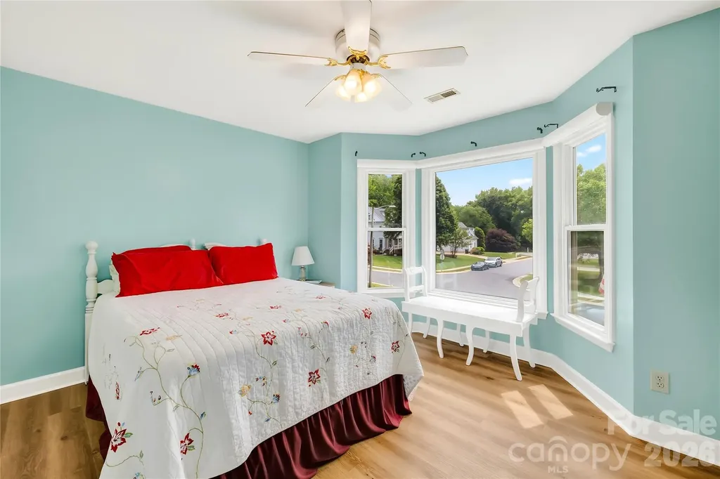 1066 Briarcliff Road Mooresville NC 28115