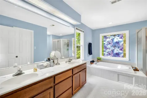 1066 Briarcliff Road Mooresville NC 28115