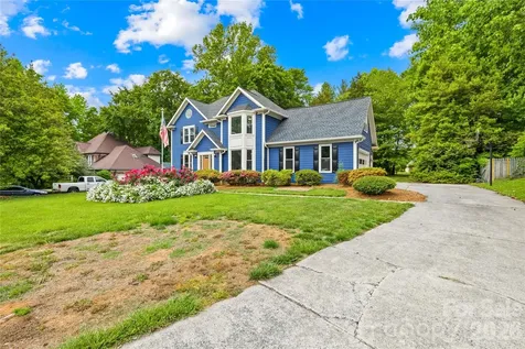 1066 Briarcliff Road Mooresville NC 28115