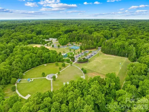 1066 Briarcliff Road Mooresville NC 28115