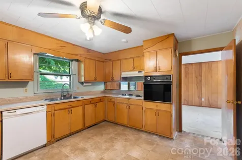 295 Bramlett Drive Waynesville NC 28785