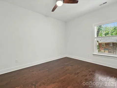 1216 Lomax Avenue Charlotte NC 28211