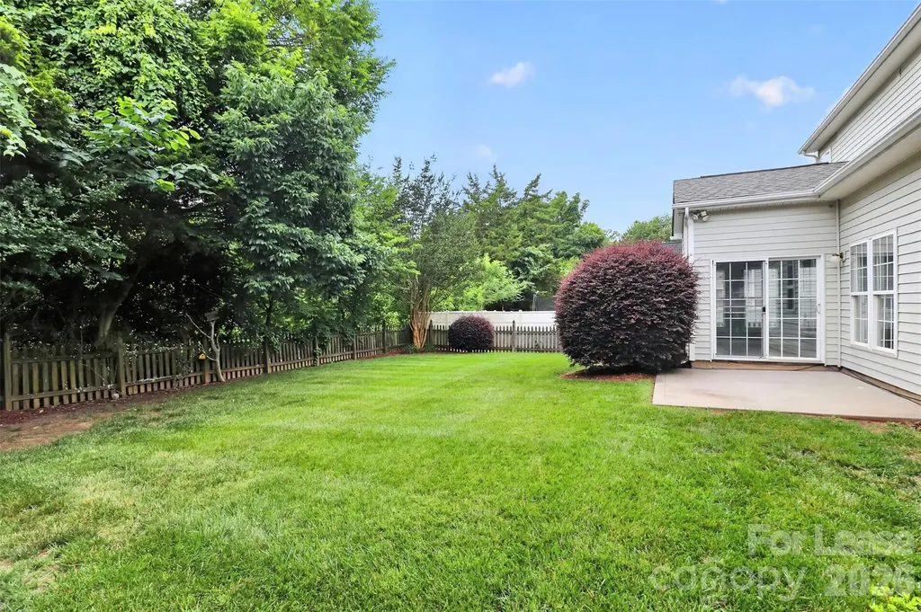2612 Sunberry Lane NW Concord NC 28027