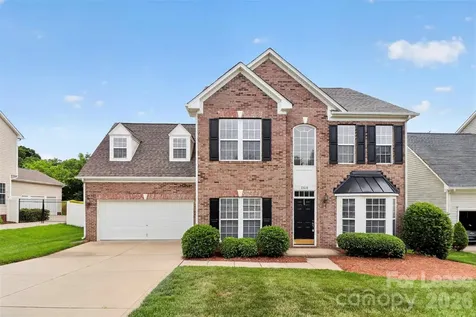 2612 Sunberry Lane NW Concord NC 28027