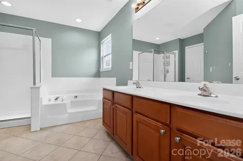 2612 Sunberry Lane NW Concord NC 28027