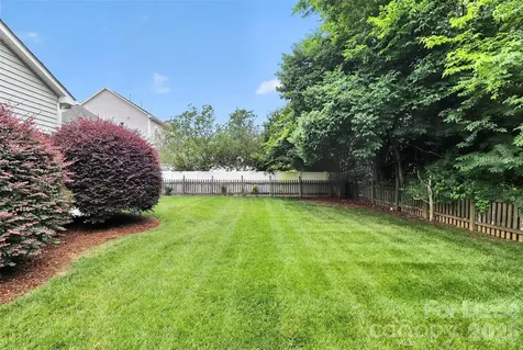 2612 Sunberry Lane NW Concord NC 28027