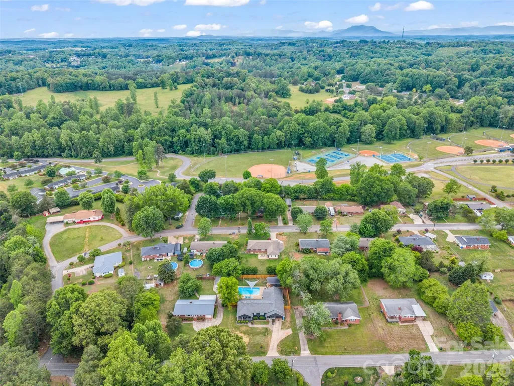 163 Tanner Street Rutherfordton NC 28193