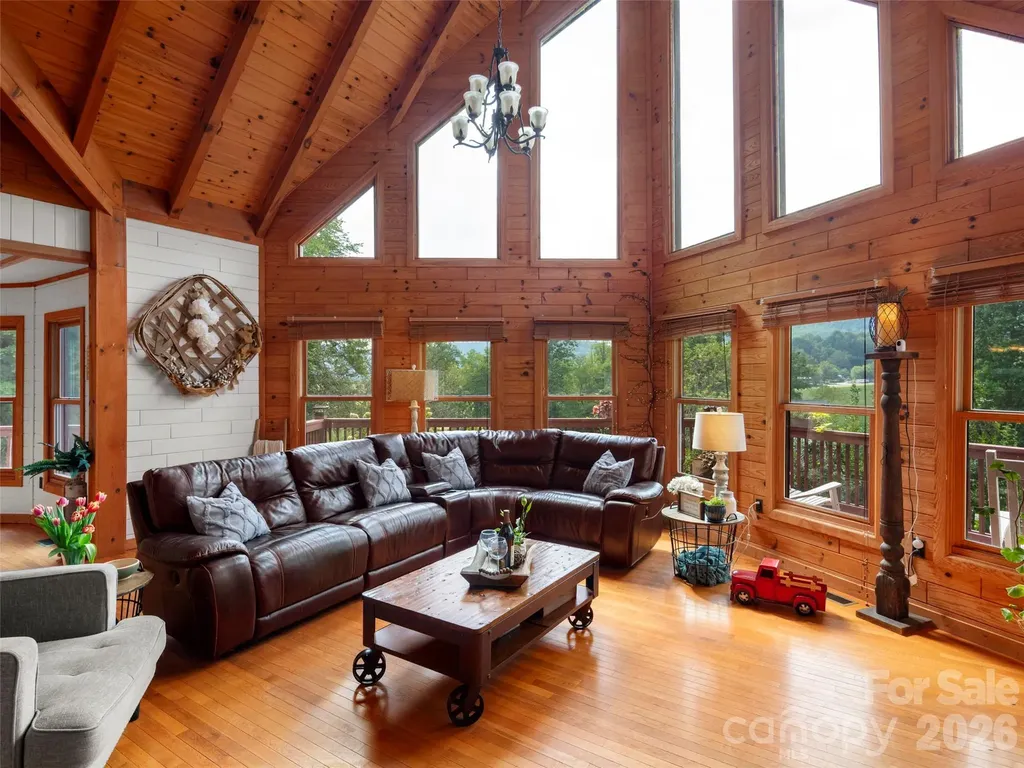 64 Cradling Cove Waynesville NC 28785