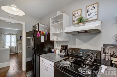 1717 Hamorton Place Charlotte NC 28205