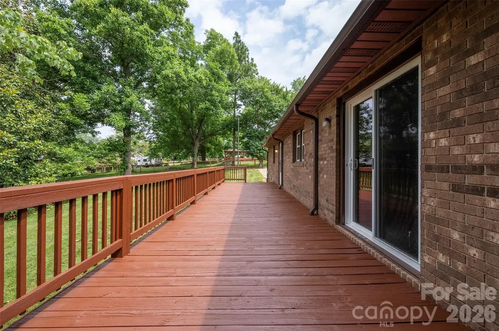 107 Coram Avenue Boonville NC 27011