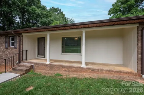 107 Coram Avenue Boonville NC 27011