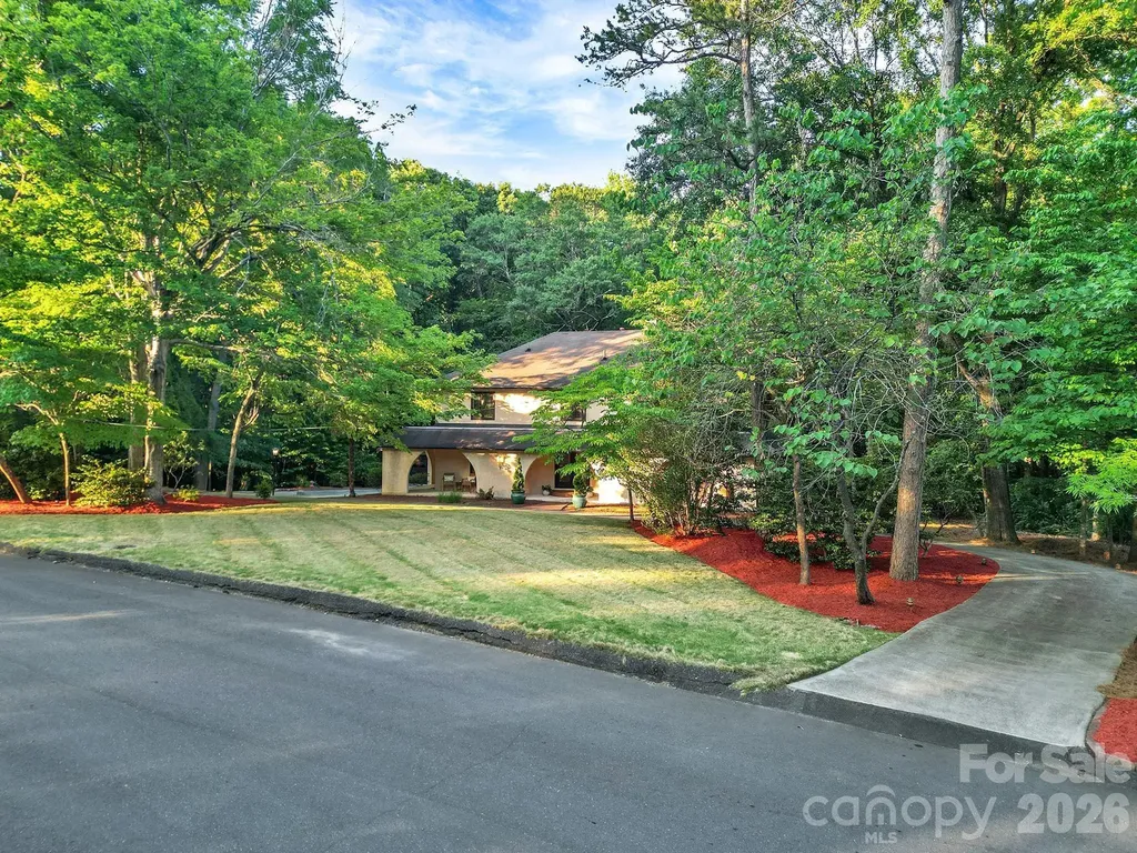 6512 Carmel Hills Drive Charlotte NC 28226