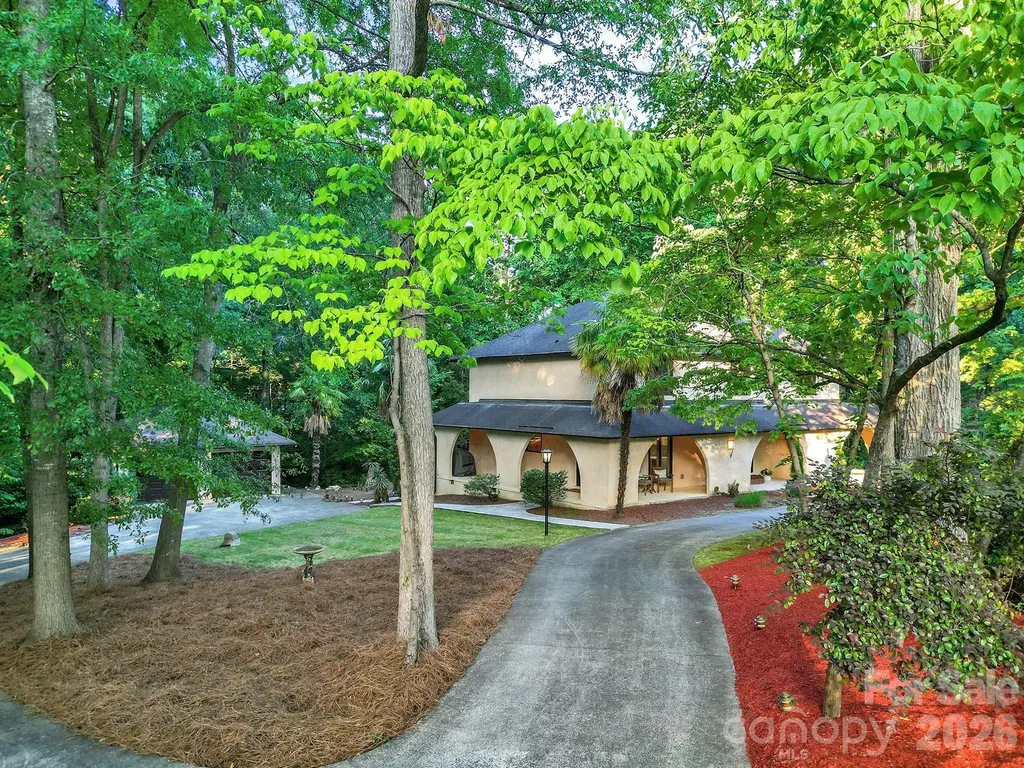 6512 Carmel Hills Drive Charlotte NC 28226