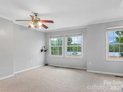 34 Union Chapel Road Weaverville NC 28787