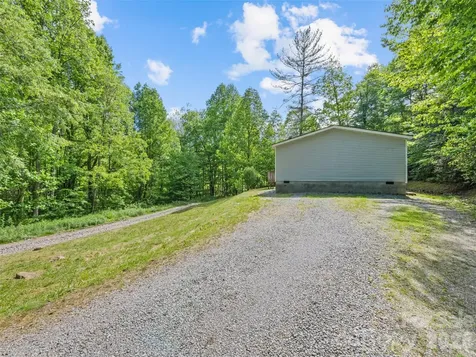 122 Mastiff Hollow Drive Waynesville NC 28785