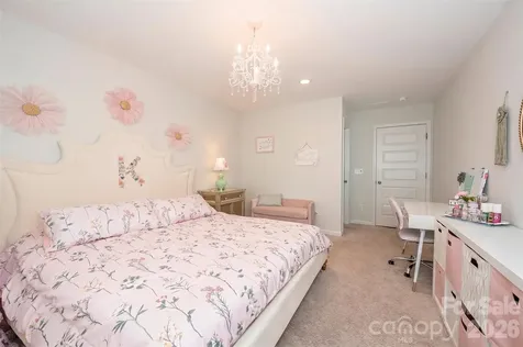 6249 Finch Meadow Court Clemmons NC 27012