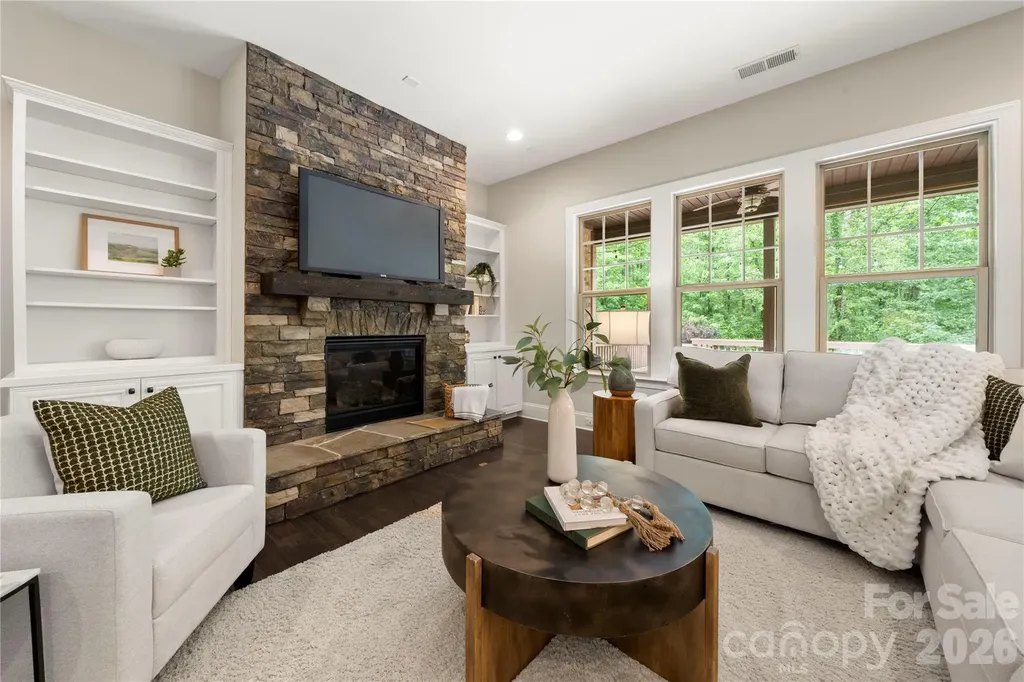 109 Eden Hollow Lane Matthews NC 28104