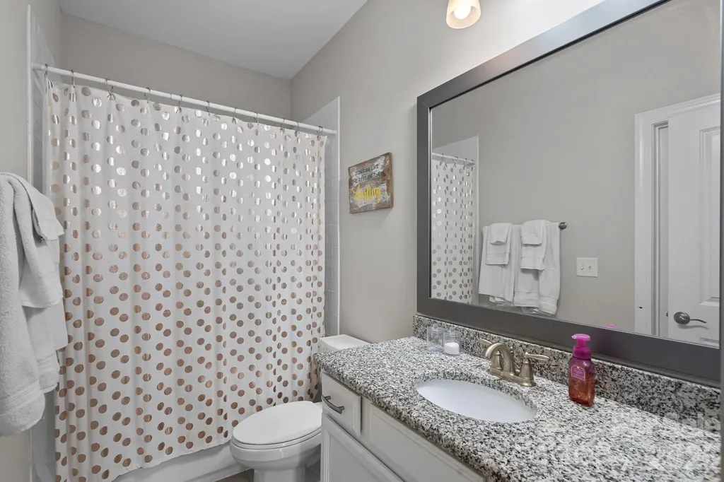 109 Eden Hollow Lane Matthews NC 28104