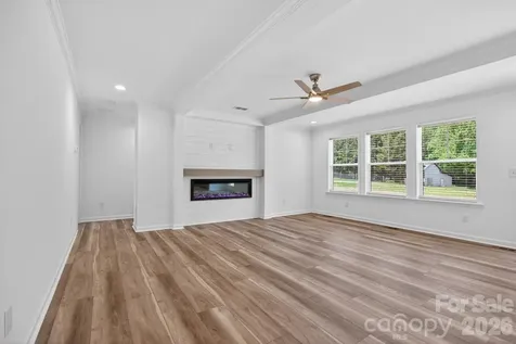 2979 Durant Drive Winston Salem NC 27107