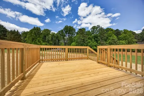 2979 Durant Drive Winston Salem NC 27107