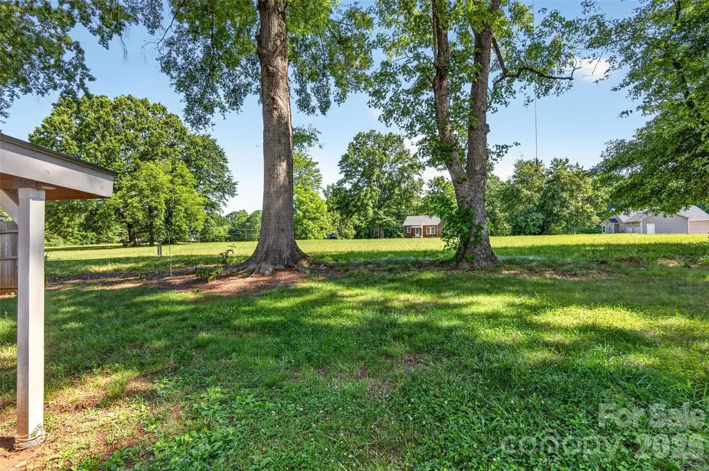 1771 24th Avenue Court NE Hickory NC 28601