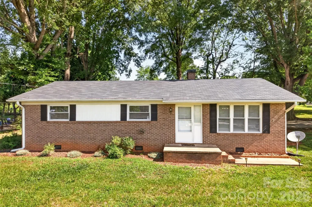 1771 24th Avenue Court NE Hickory NC 28601