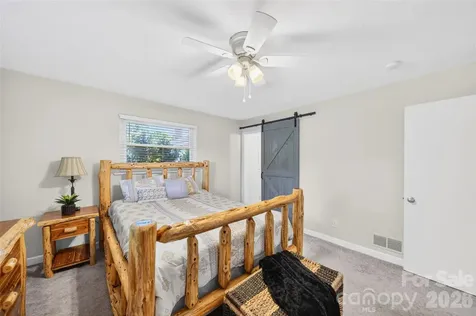 1771 24th Avenue Court NE Hickory NC 28601