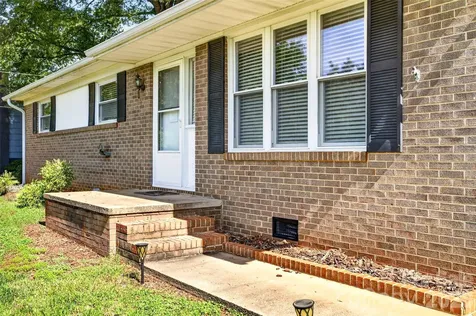 1771 24th Avenue Court NE Hickory NC 28601