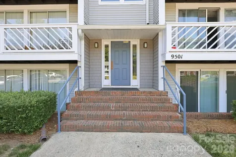 9501 Shannon Green Drive Charlotte NC 28213