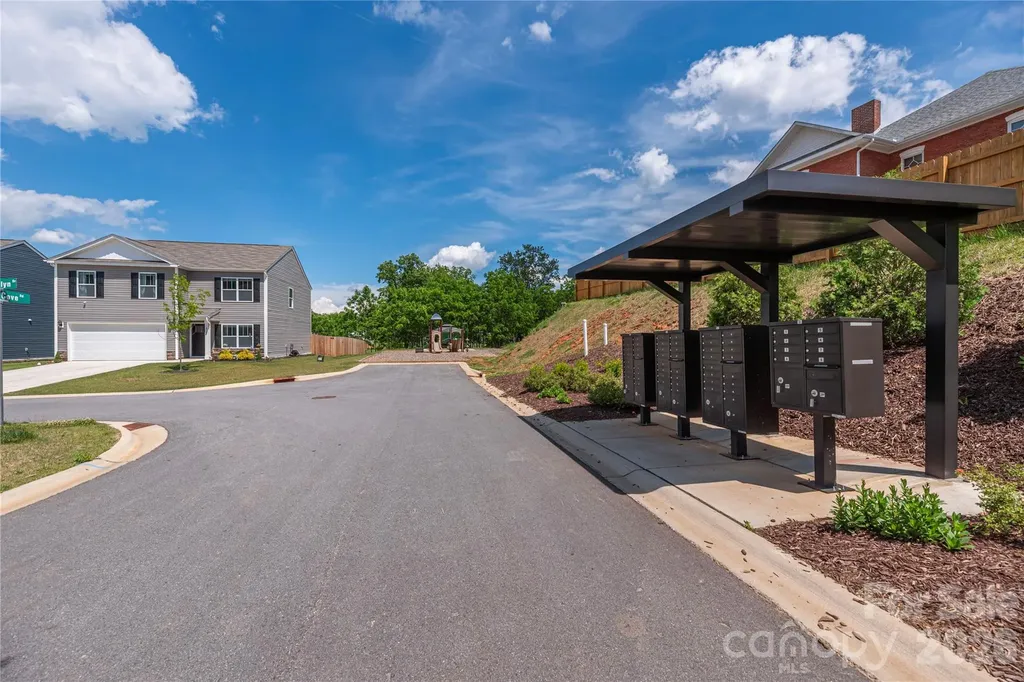 8 Madelyn Drive Clyde NC 28721