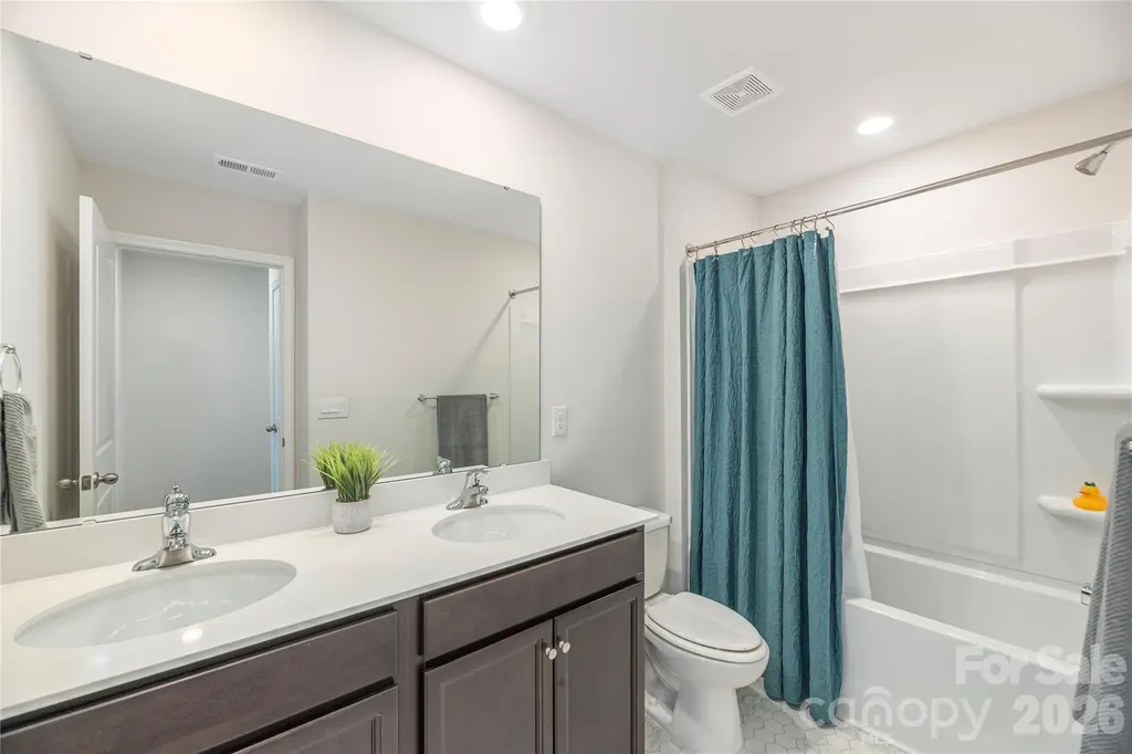8 Madelyn Drive Clyde NC 28721