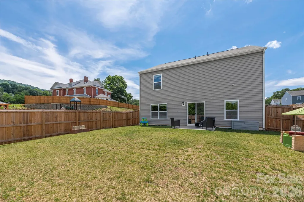 8 Madelyn Drive Clyde NC 28721