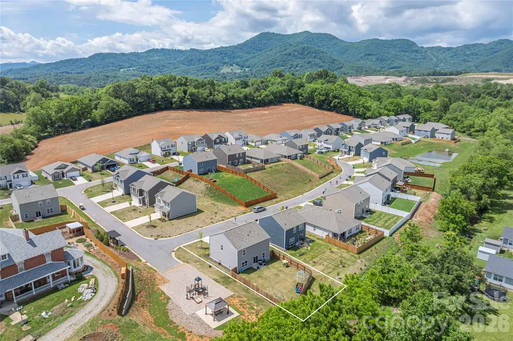 8 Madelyn Drive Clyde NC 28721