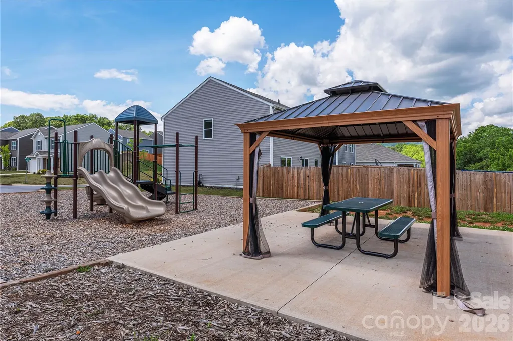 8 Madelyn Drive Clyde NC 28721