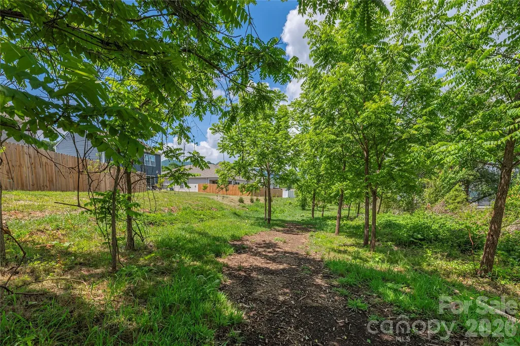 8 Madelyn Drive Clyde NC 28721