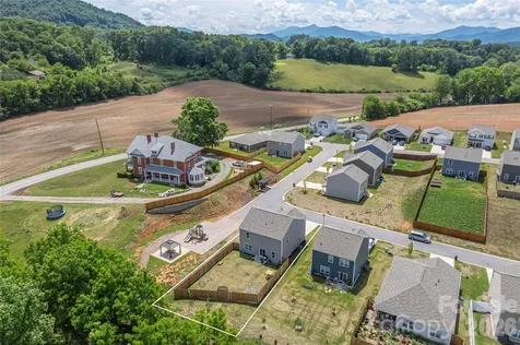 8 Madelyn Drive Clyde NC 28721