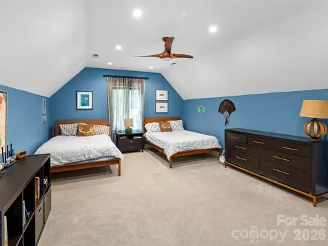 1130 New Castle Court Asheville NC 28803