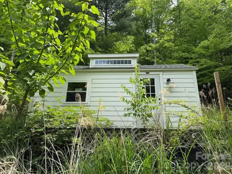 408 Arvil Gosnell Road Marshall NC 28753