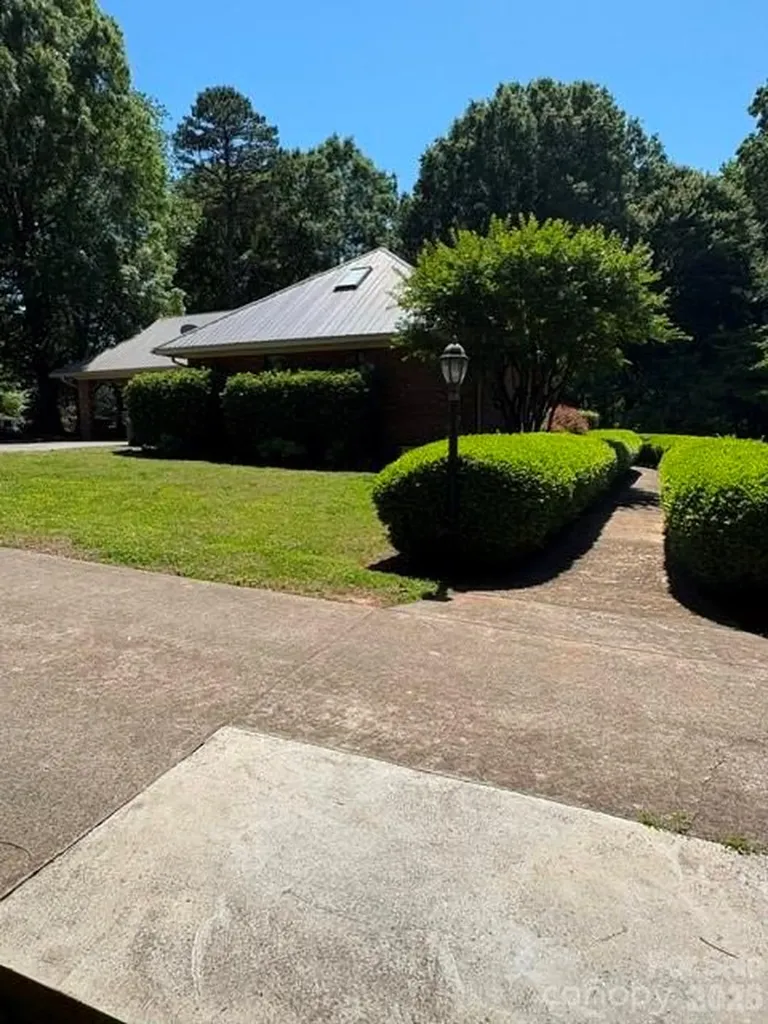 401 Greenway Street Huntersville NC 28078