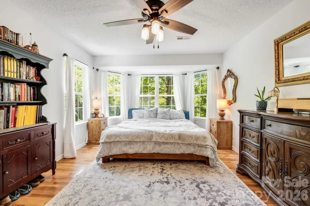 747 Osborne Road Clyde NC 28721