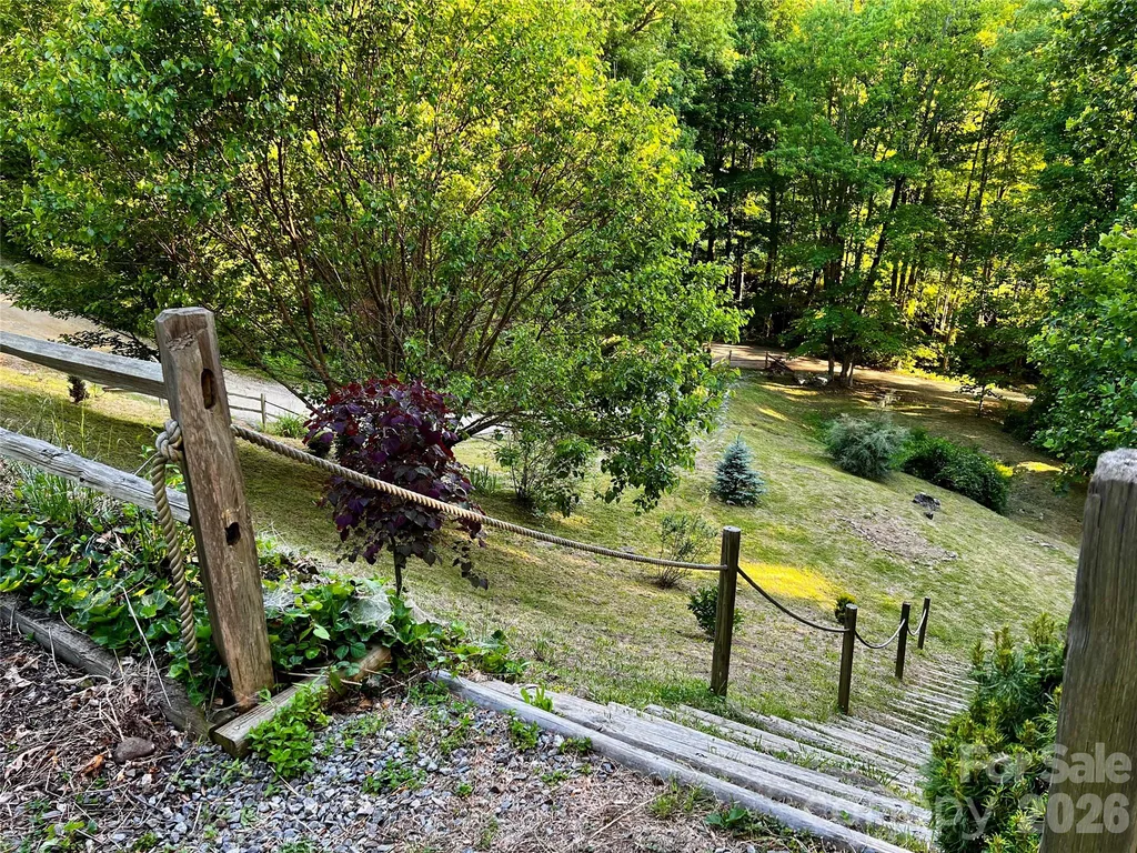 747 Osborne Road Clyde NC 28721