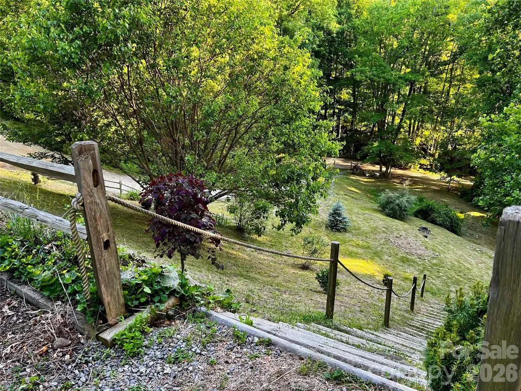 747 Osborne Road Clyde NC 28721
