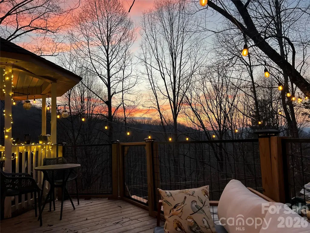747 Osborne Road Clyde NC 28721