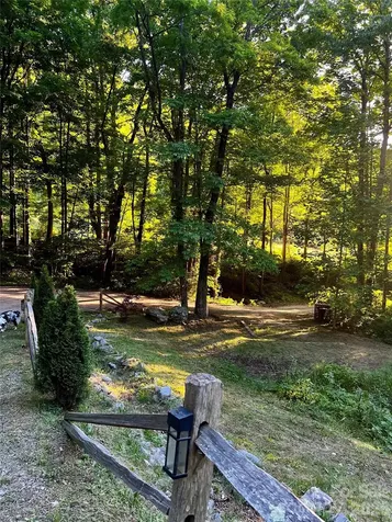 747 Osborne Road Clyde NC 28721
