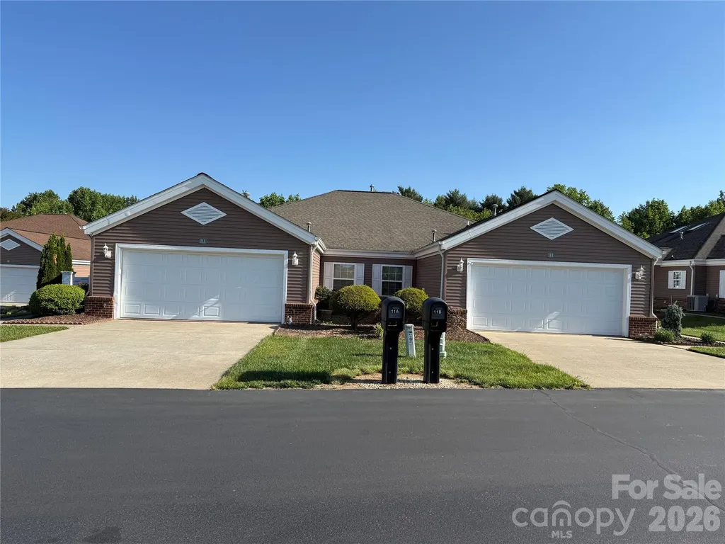 11 Heather Way Candler NC 28715