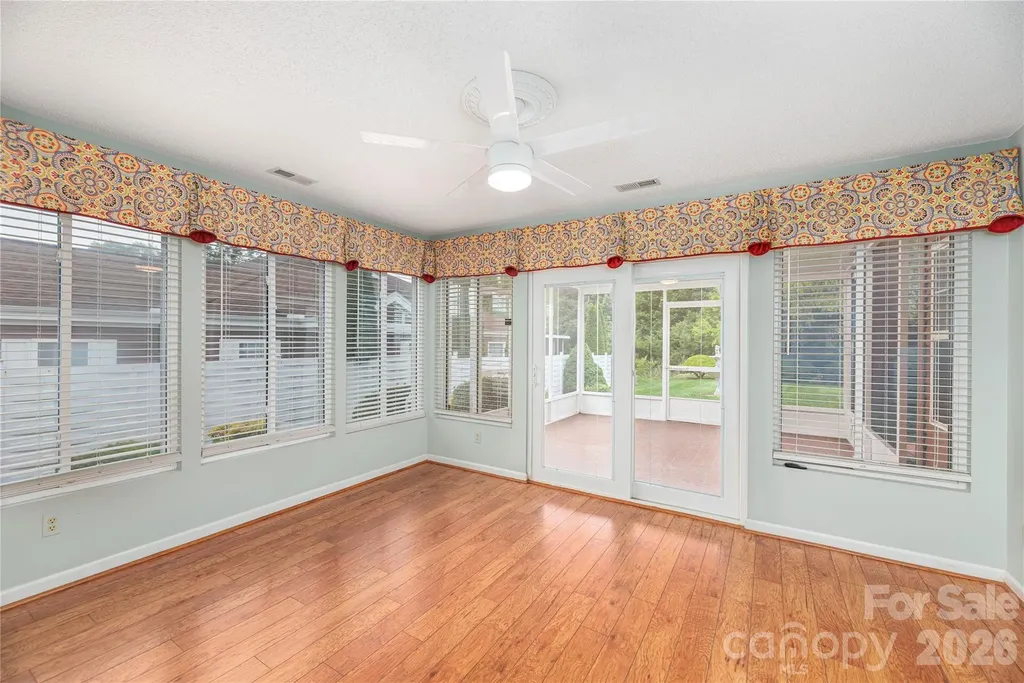 11 Heather Way Candler NC 28715