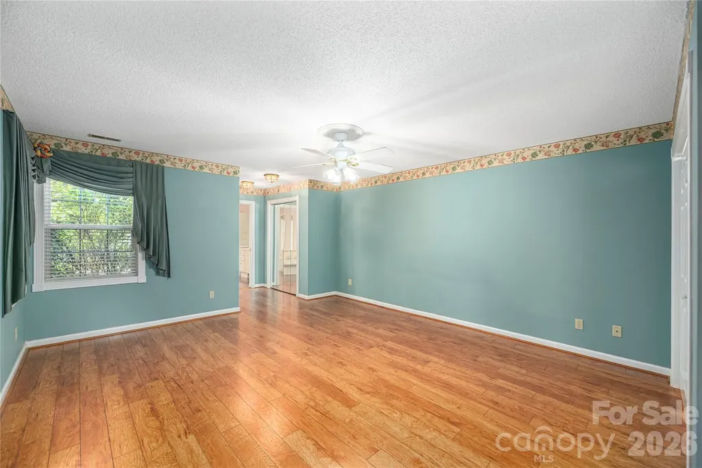 11 Heather Way Candler NC 28715