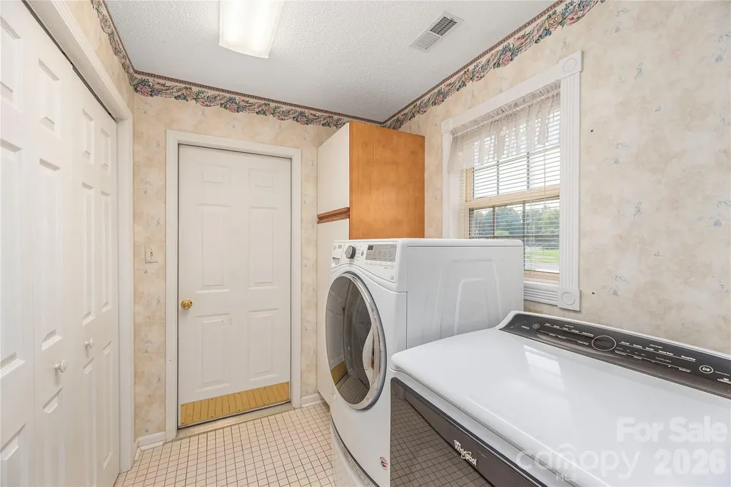 11 Heather Way Candler NC 28715