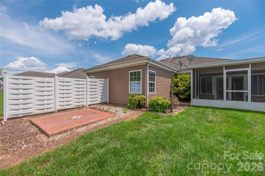 11 Heather Way Candler NC 28715