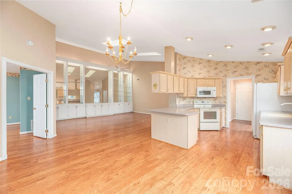 11 Heather Way Candler NC 28715